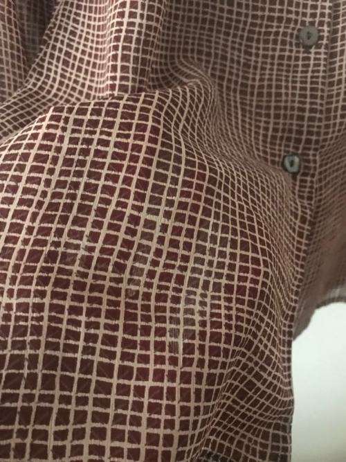 Pattern brown button up top SIZE 34