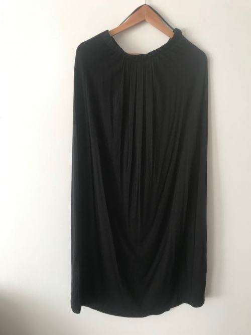 Long length thick black skirt SIZE 14