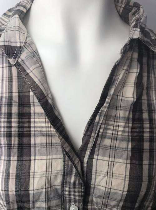 Cowgirl style collared shirt Size 14 (Bottom button is missing)
