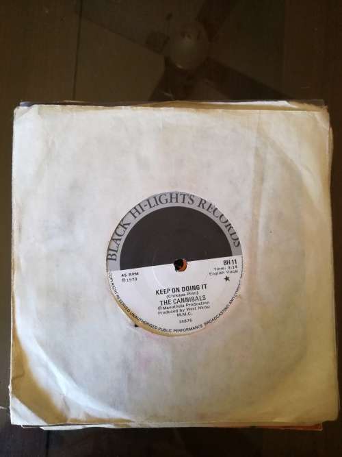 The Cannibals - Keep on Doing It 7" Single (Local sought after)