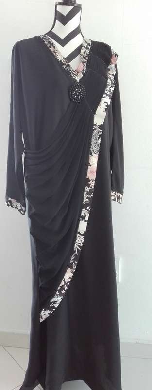 From Makkah Azizia - One of a Kind  Designer Abaya / Cloak X Large Size 56 / 58 Like Brand New