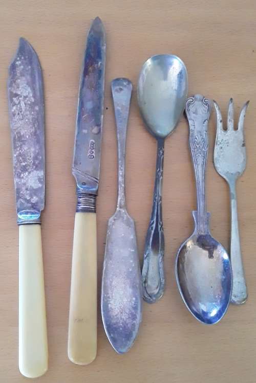 ANTIQUE CUTLERY