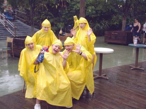 PONCHO