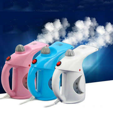 MINI GARMENT STEAMER