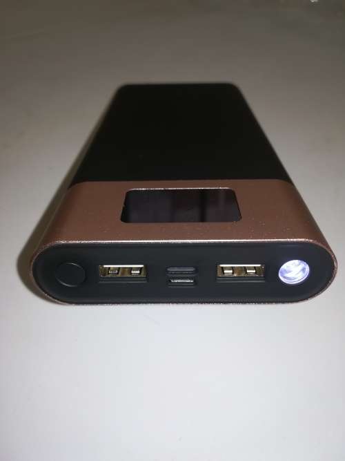 INTELLIGENCE 30000mAh 2.1A POWERBANK