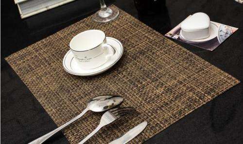 6 Place Mats