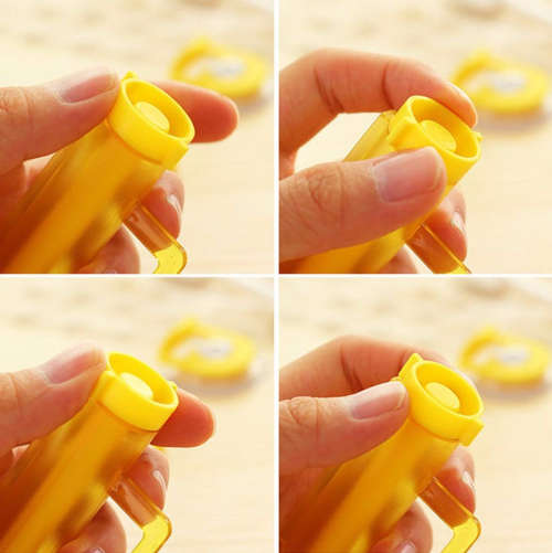 TOOTHPASTE SQUEEZER