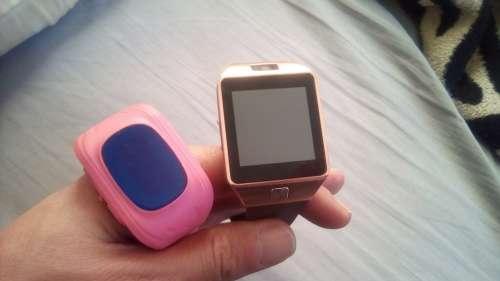 DZ09 Smart GSM Mobile Phone AND Smart Children Kid Safe GPS Tracker Watch