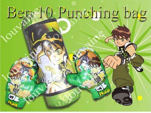 GREAT GIFT !! Ben 10 Punching Bag w Gloves