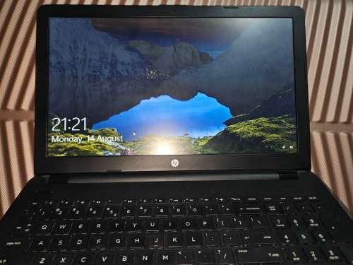 HP Notebook 15.6` 500GB SSD , 8 GB DDR