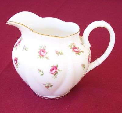 Royal Albert Rosalie Milk Jug > REDUCED