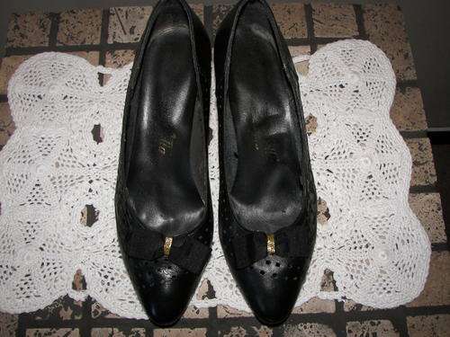 VINTAGE BLACK LEATHER POINTED FORMAL SHOES WITH BOW SIZE 6-1/2