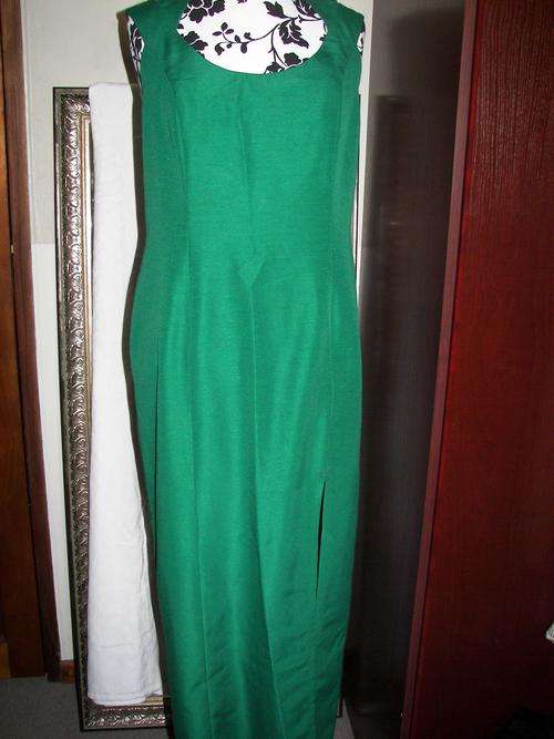 VINTAGE FRENCH DESIGNER EMERALD GREEN LONG CRISS CROSS MAXI DRESS SIZE 12-14 # 2