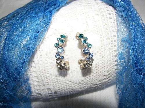 WOOLWORTHS BLUE STONE PIERCED HOOP EARINGS NEVER WORN
