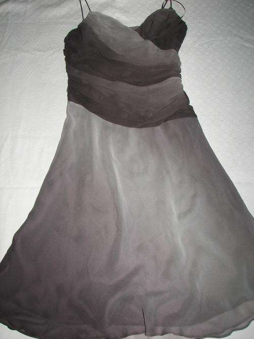 DESIGNER SILK CHIFFON MOCHA COLOURED LINED DRESS SIZE 30-32(PETITE)