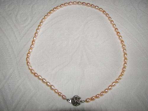 VINTAGE LIGHT PINK FRESHWATER PEARL NECKLACE