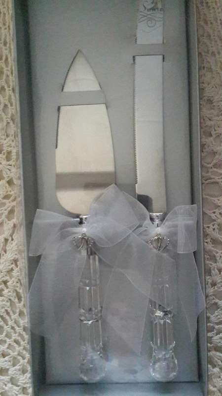 BRAND NEW BRIDAL WEDDING CAKE LIFTER AND CAKE KNIFE(BOXED)