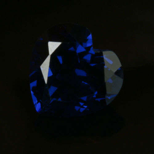 4.760 CT, PURPLE BLUE, HEART CUT, NATURAL TANZANITE