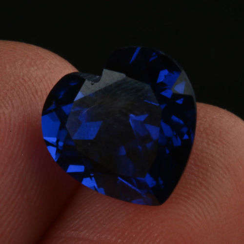 4.760 CT, PURPLE BLUE, HEART CUT, NATURAL TANZANITE