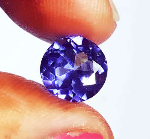 3.320 CT, STUNING VVS NATURAL TANZANITE, ROUND CUT, BLUE COLOR, GGL CERTIFICATE OF AUTHENTICATION