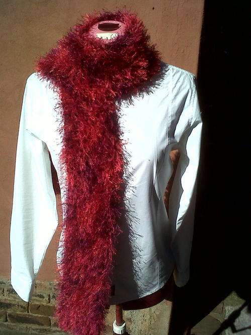 Lovely hand-knitten scarves - Pick your style and colour !!!