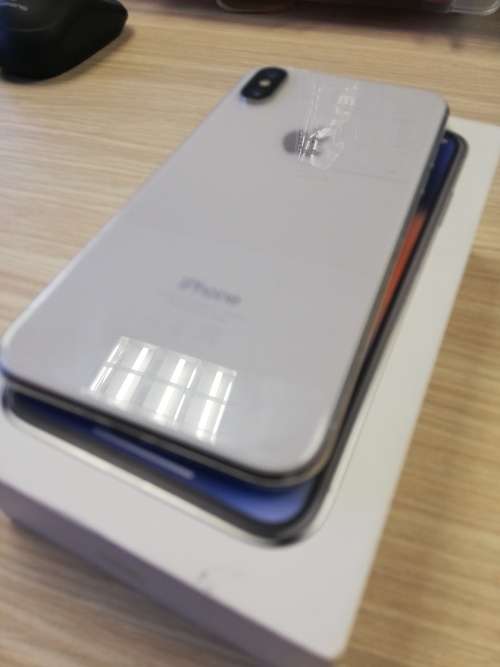 Apple iPhone X