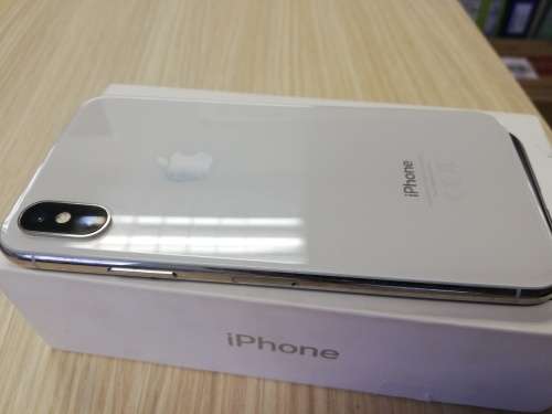 Apple iPhone X