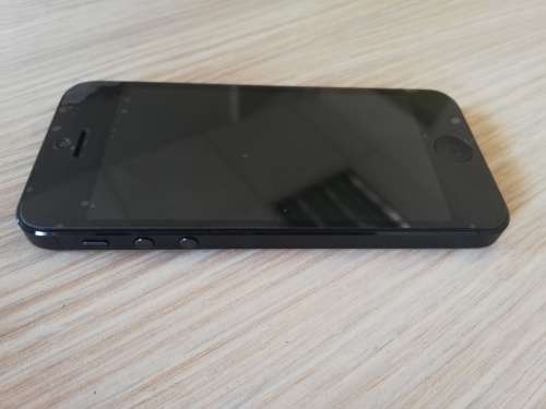 Apple iPhone 5