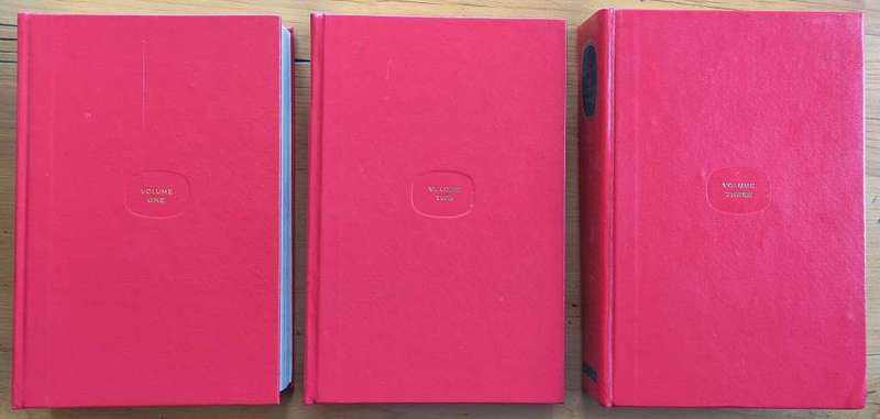 The Readers Digest Great Encyclopaedic Dictionary Set of 3 in boks. (LIKE NEW)