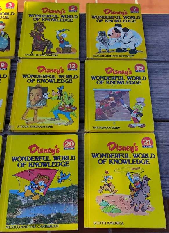 DISNEY`S Wonderful World Of Knowledge 12 BOOK SET