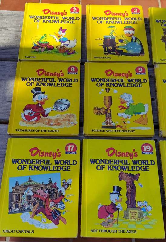 DISNEY`S Wonderful World Of Knowledge 12 BOOK SET