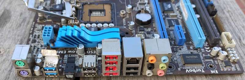 ASUS P8P67-M Motherboard
