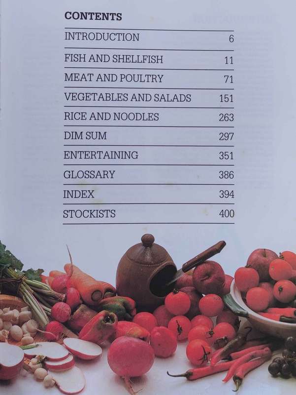 Colour Library of Chinese Cooking Over 250 Authentic Recipes by Nim Chee Lee