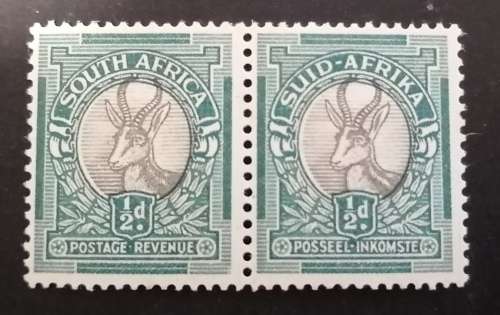 69) South African Pair 1/2d Springbucks MNH