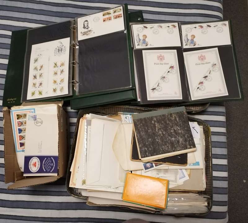 Stamps & 1st day Covers ( World Wide ) Suitcase Full of items