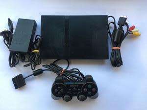 SONY PS2 SLIM CONSOLE WITH 2 WIRED REMOTE CONTROLLERS