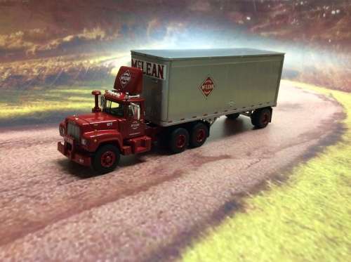 1st Gear Mack trucks x 2 models for the price of one