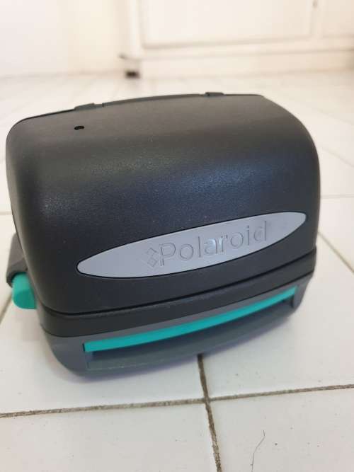 Vintage Polaroid 600 Instant Film Camera