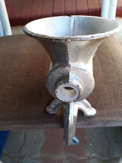 PARTS OF THIS LOVER MINCER MADE IN CHINA