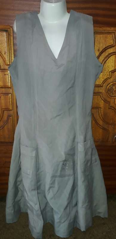 GIRLS SCHOOL DRESS - SCHOOLMAID - 11 - HAS A FEW MARKS ON THE DRESS