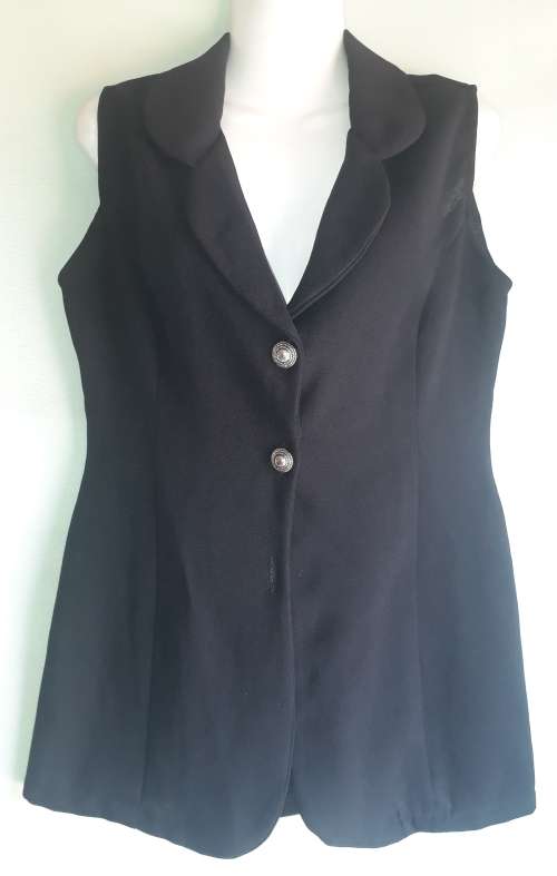 LADIES BLACK BLOUSE - NO MAKE OR SIZE BUT LOOKS LIKE L OR XL