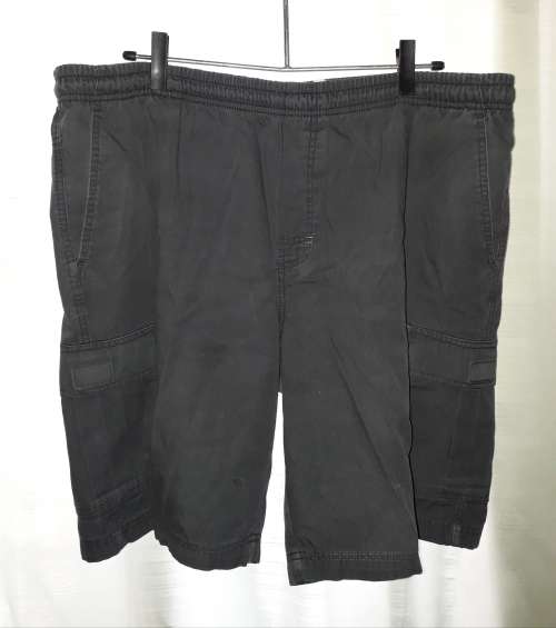 MENS GREY SHORTS - WOOLWORTHS - XL 102-109CM