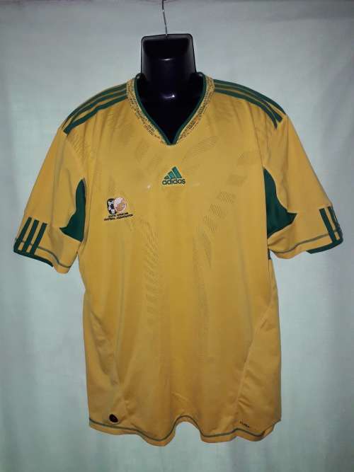 MENS YELLOW SOCCER T-SHIRT - ADIDAS - NO SIZE BUT LOOKS VERY BIG