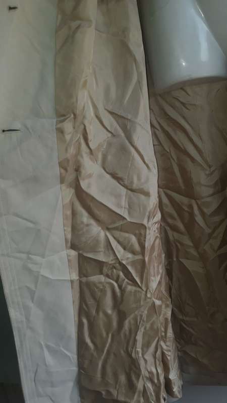 LADIES LONG CREAM/BEIGE COAT - ERICH FEND - SIZE 14 USA