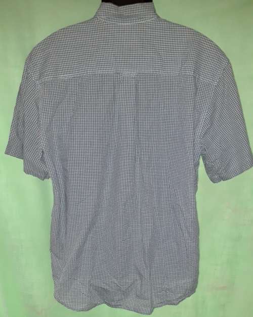 MENS BLUE/WHITE SHIRT - MAKE: STONE HARBOUR - SIZE: L