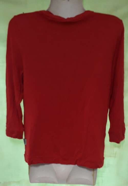 LADIES RED T-SHIRT - MAKE: COCOON - SIZE: 36