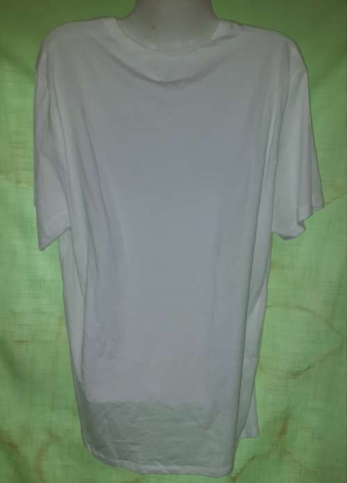 LADIES WHITE T-SHIRT - MAKE: OLD NAVY - SIZE: XL
