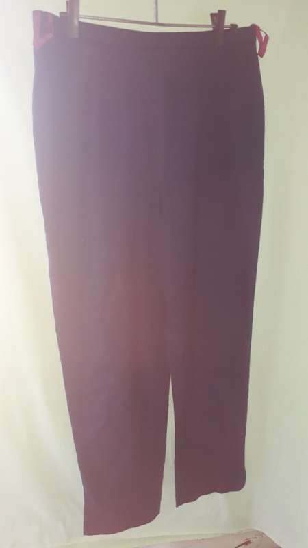 LADIES: NAVY LONG PANTS - MAKE: NO MAKE - SIZE: NO SIZE