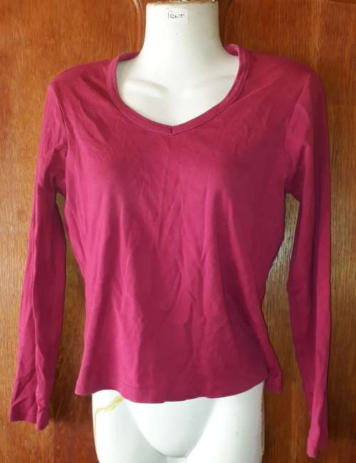 SPECIAL: LADIES: PURPLE LONG SLEEVED TOP - MAKE: WOOLWORTHS  - SIZE: 10