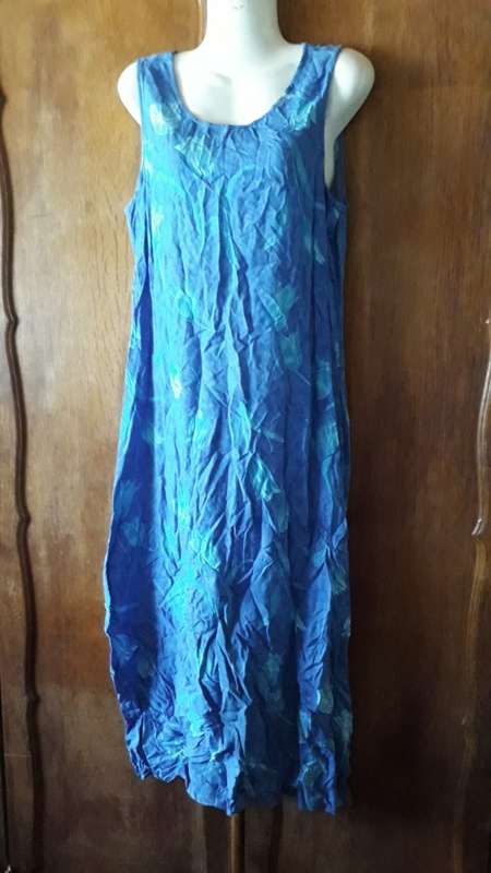 SPECIAL: LADIES: BLUE DRESS - MAKE: SMILEY - SIZE: NO SIZE